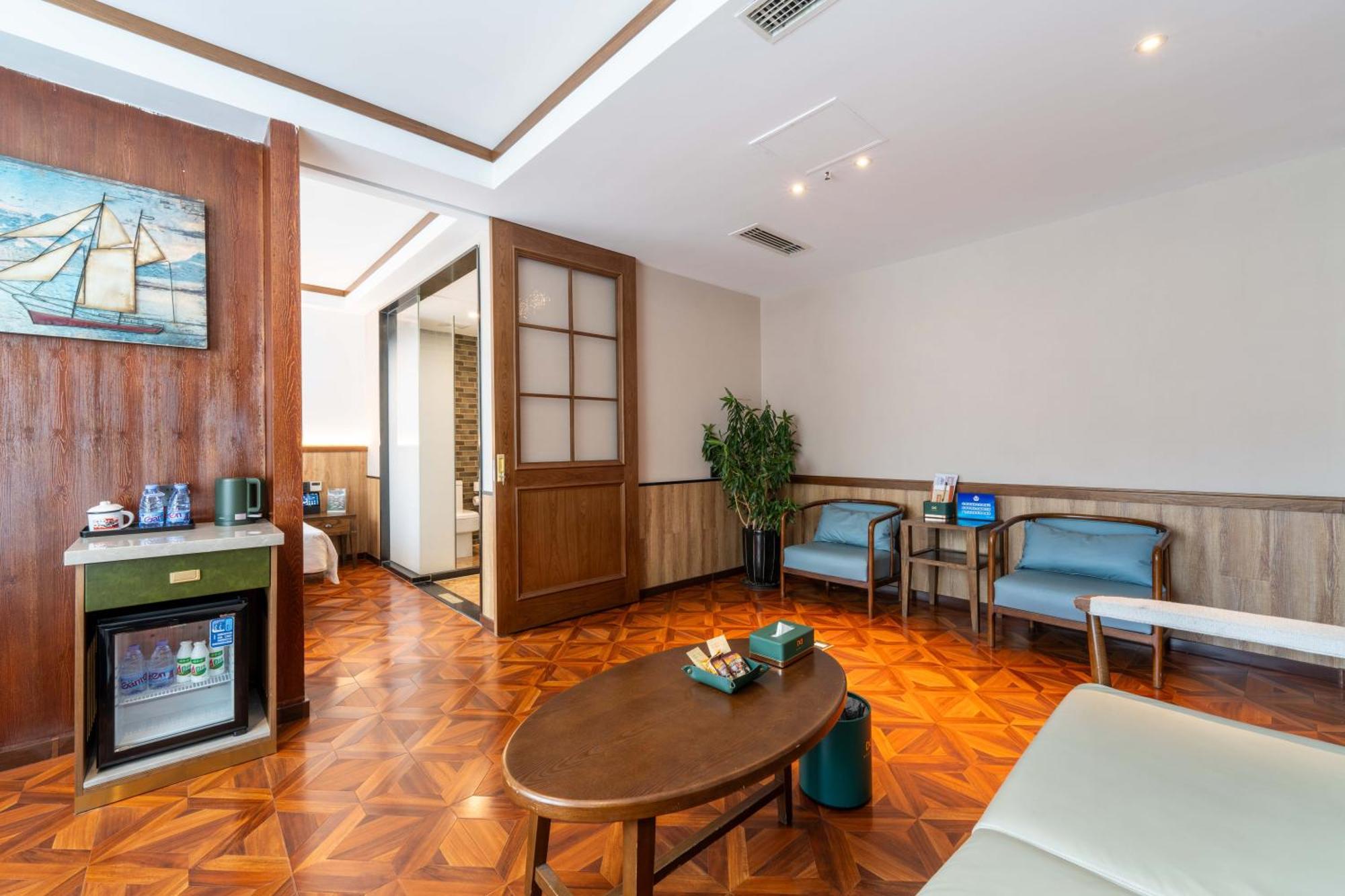 Nost Algia Hotel Near Beijing Panjiayuan Antique Market- Beijing Happy Valley, Cbd, China Zun And Sanlitun, Tian'Anmen Square, Free Ice Cream, Mineral Water, Coffee, Snacks And Laundry Service, Free Gymnastic, English Communication Well Dış mekan fotoğraf