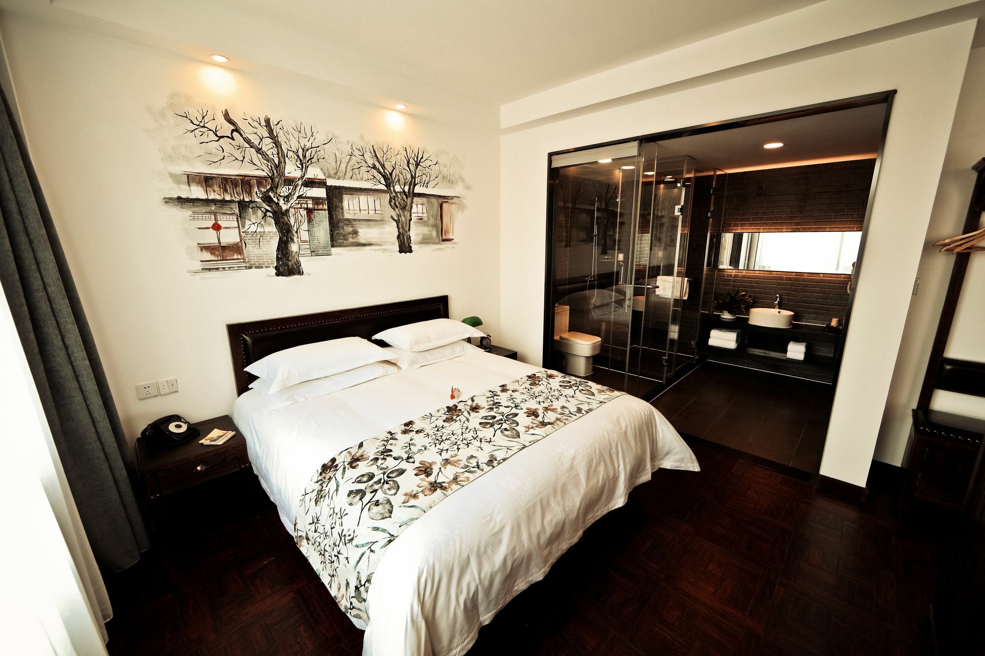 Nost Algia Hotel Near Beijing Panjiayuan Antique Market- Beijing Happy Valley, Cbd, China Zun And Sanlitun, Tian'Anmen Square, Free Ice Cream, Mineral Water, Coffee, Snacks And Laundry Service, Free Gymnastic, English Communication Well Dış mekan fotoğraf