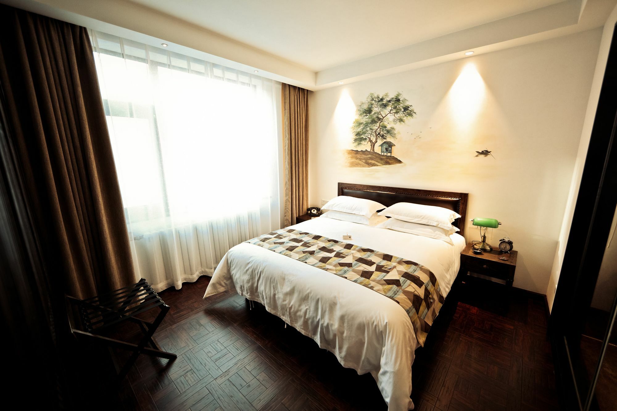 Nost Algia Hotel Near Beijing Panjiayuan Antique Market- Beijing Happy Valley, Cbd, China Zun And Sanlitun, Tian'Anmen Square, Free Ice Cream, Mineral Water, Coffee, Snacks And Laundry Service, Free Gymnastic, English Communication Well Dış mekan fotoğraf